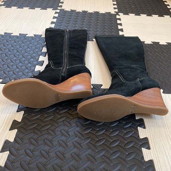 Loft | Black Talk Suede Wedge Heel Boots Size 6.5 - Picture 3 of 6